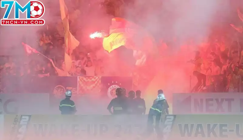 Giải mã thuật ngữ hooligan trong bóng đá là gì? Giải mã thuật ngữ hooligan trong bóng đá là gì?